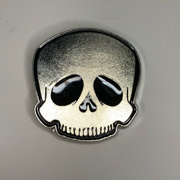 Deadly Dames by Micheline Pitt silver and black skull clothing clip rare - Picture 8 of 12